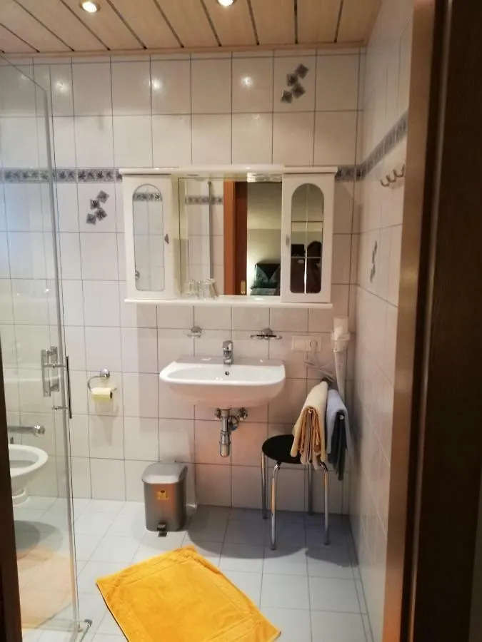 Haus Georg Apartment Innsbruck Homestay