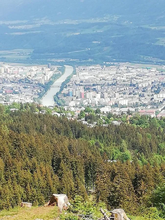 Haus Georg Apartment Innsbruck